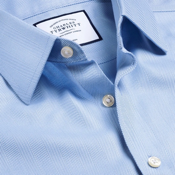 Charles Tyrwhitt Non-Iron Herringbone Cotton Button up Sky Blue Shirt - Picture 1 of 12